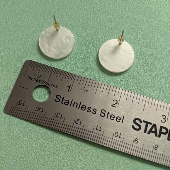 Stud earrings (3 pairs for 15$) - Picture 2 of 2